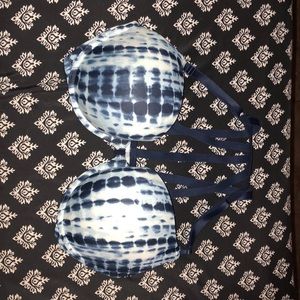 WEAR EVERYWHERE PUSH-UP STRAPPY BACK BRA